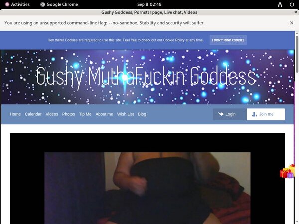 Gushy Goddess Threesome